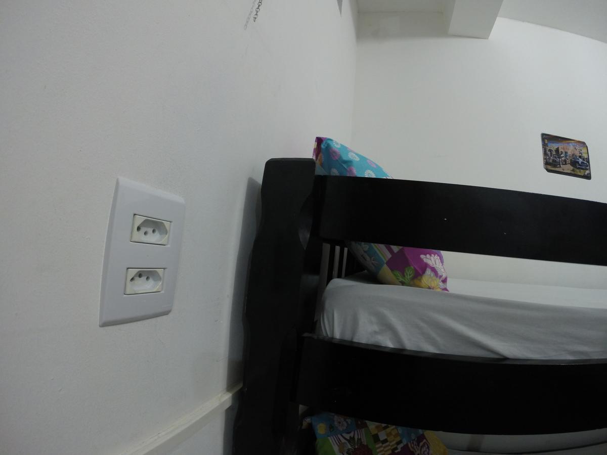 Cama em Dormitório Masculino com 4 Camas